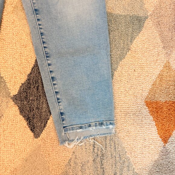 Good American Straight Leg Distressed Jeans - Picture 7 of 8